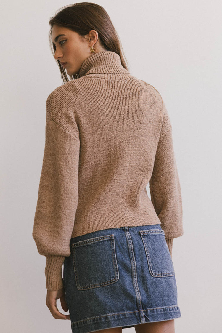 TAN SWEATER WITH TURTLENECK