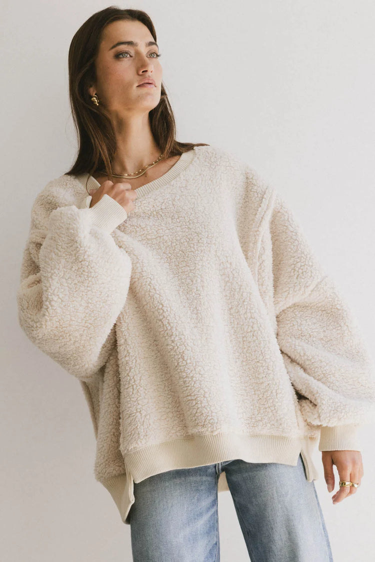 Round neck sweater 