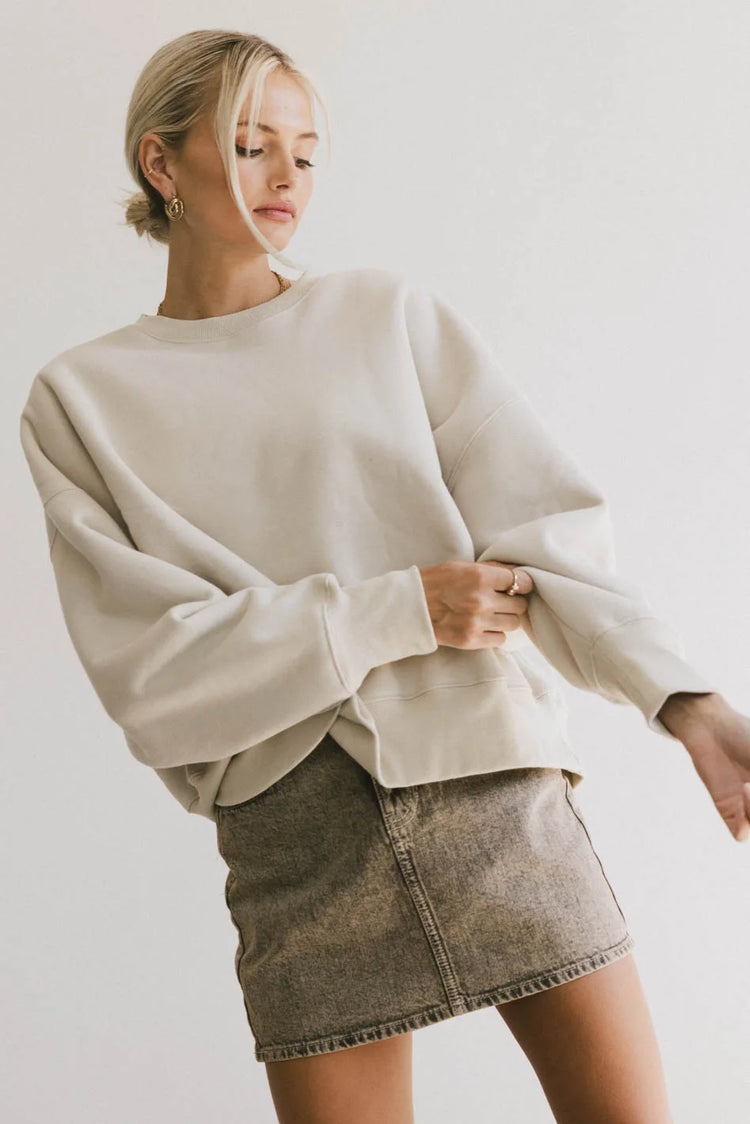 Knit sweater in cream 