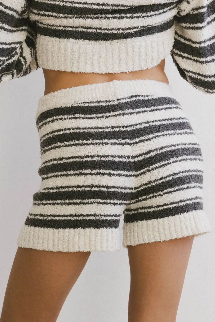 Knit shorts in grey and cream 