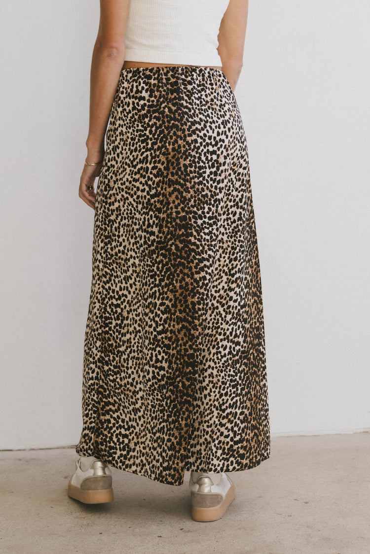 MAXI SKIRT IN LEOPARD