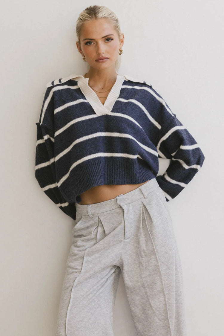 Knit sweater in navy 