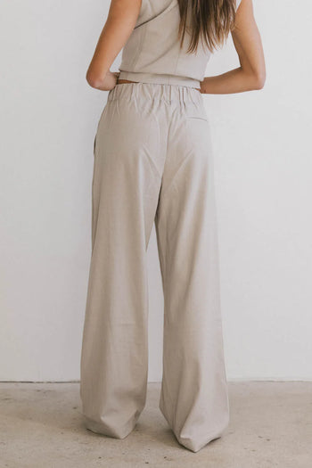 Plain color pants in taupe 