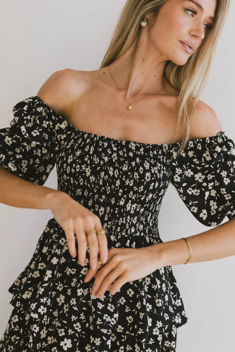 Off shoulder dress in black 