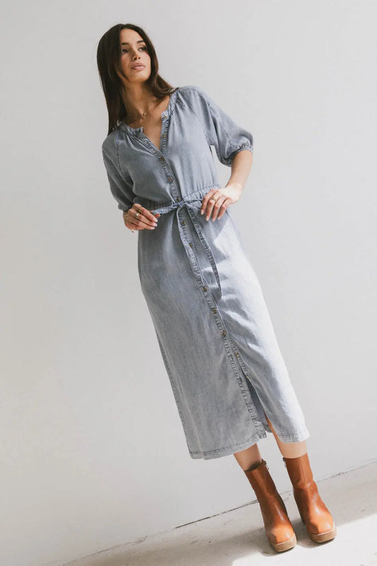 Denim dress in light wash 