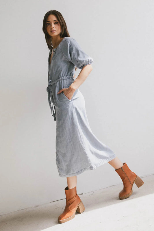 Two hand pockets dress in denim 