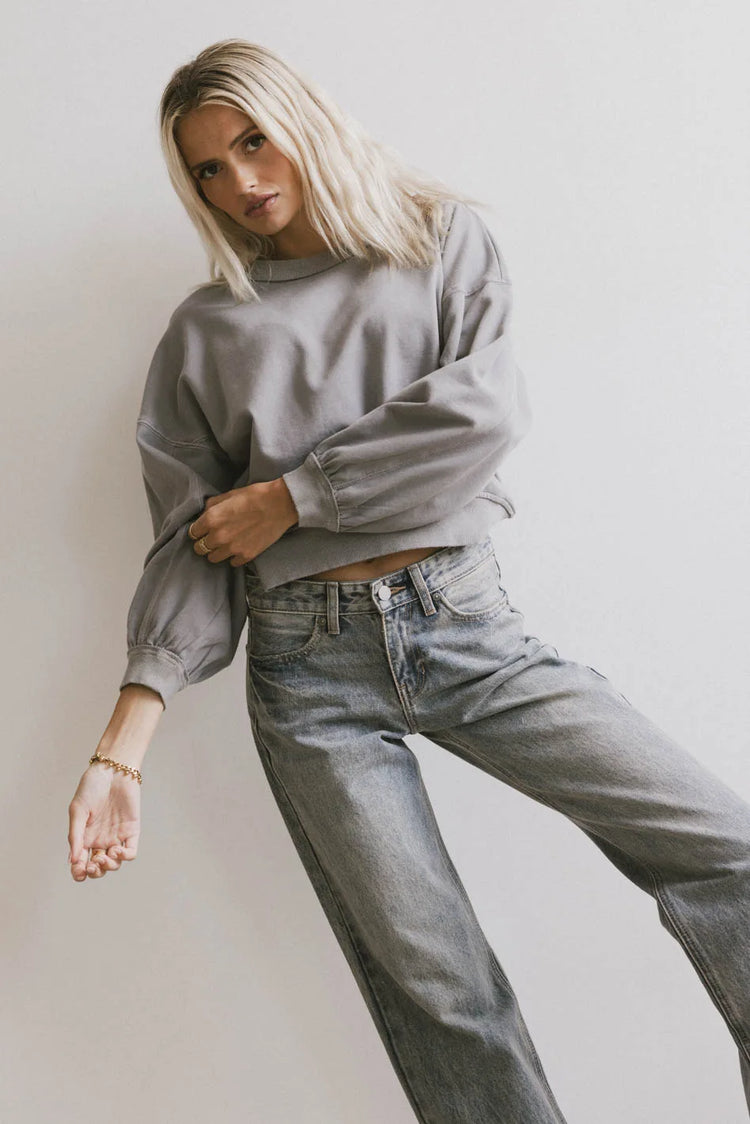 Ribbed cuff sleeves top in grey