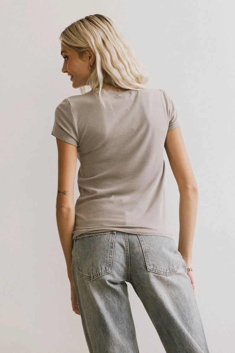 Plain color top in grey 