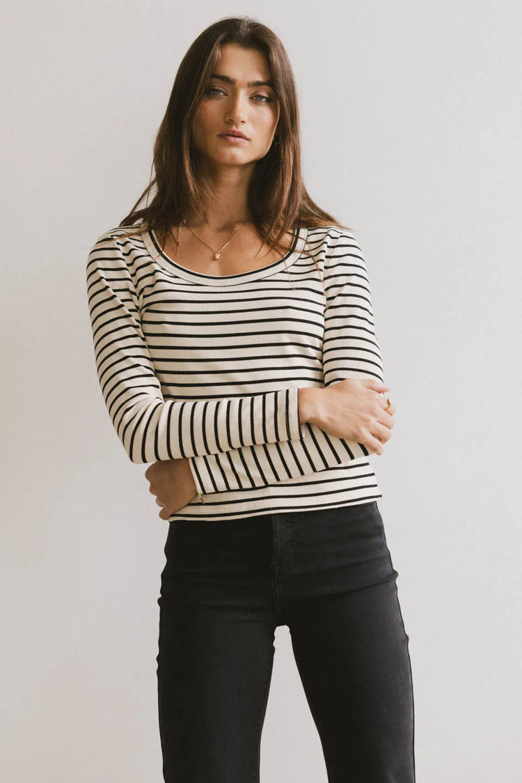 Striped basic top in cream 