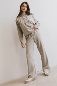 Pants in taupe 