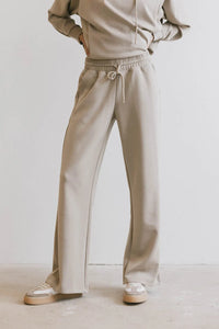 Elastic waist pants in taupe 