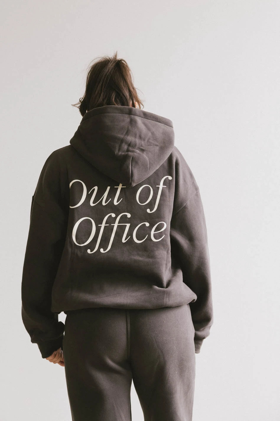 Out of Office Sweatshirt in Charcoal bohme