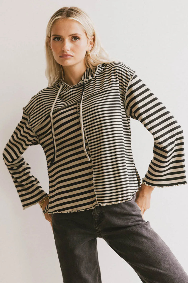 Striped hoodie in black 