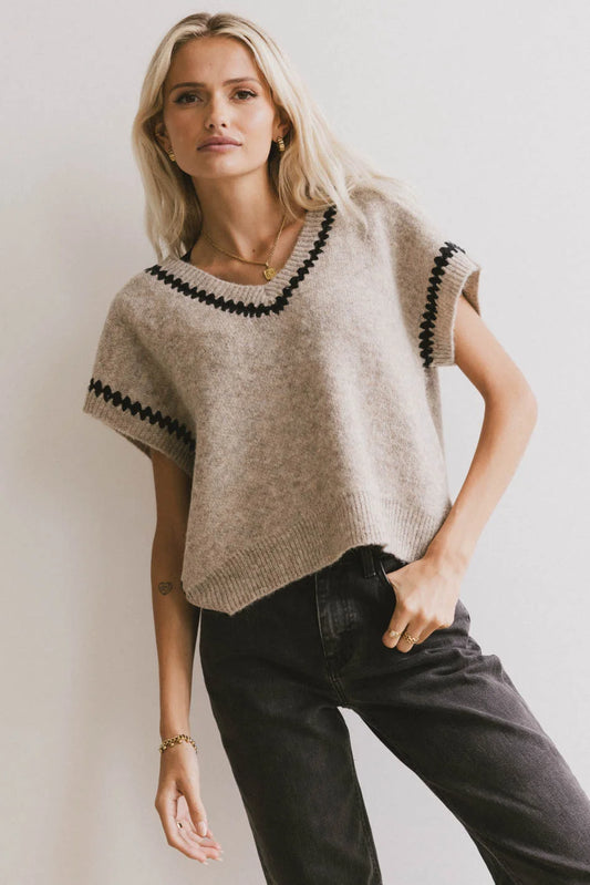 V-Neck top in oatmeal 