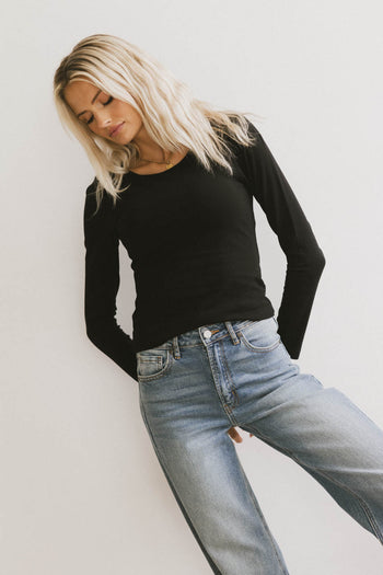 long sleeve basic top in black