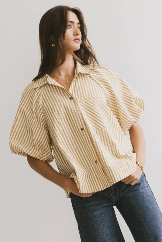 One side pocket top in mustard 