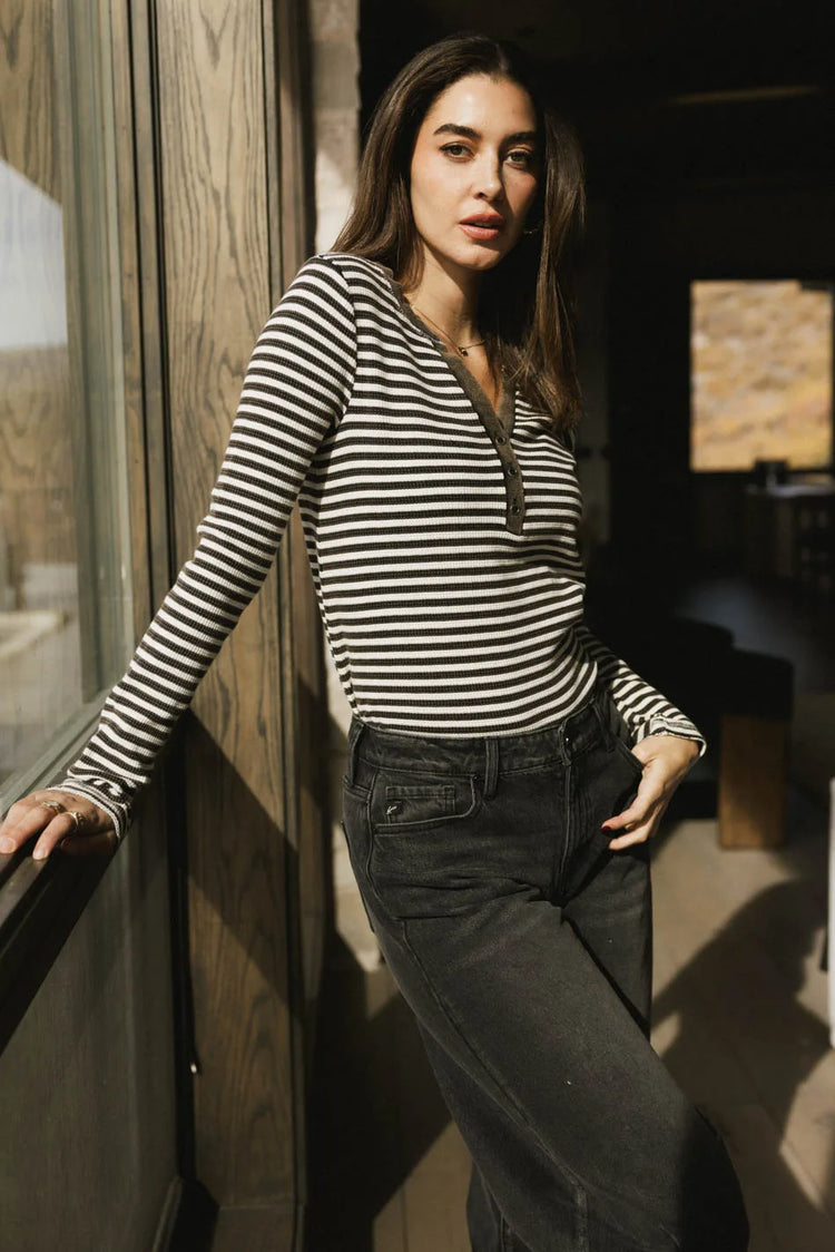 Striped top in black 