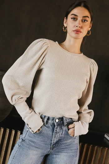 Long sleeves top in cream 