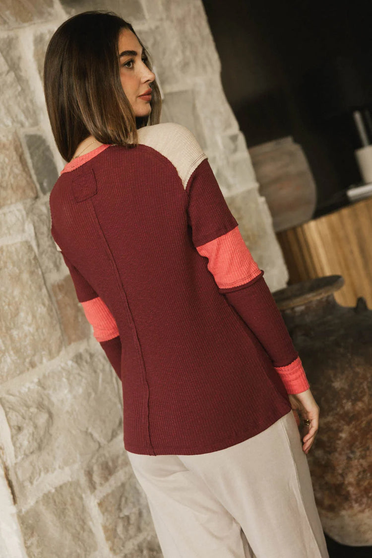 Block color top in burgundy 