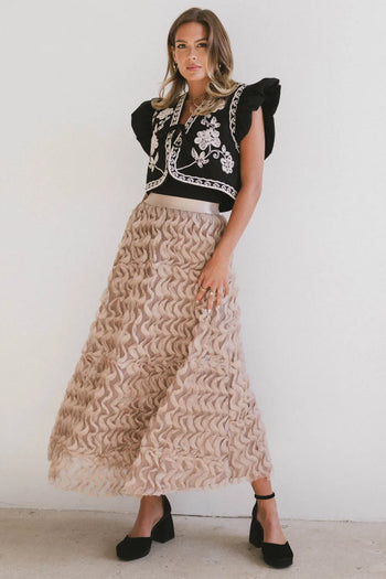 Maxi ruffle skirt in mauve 