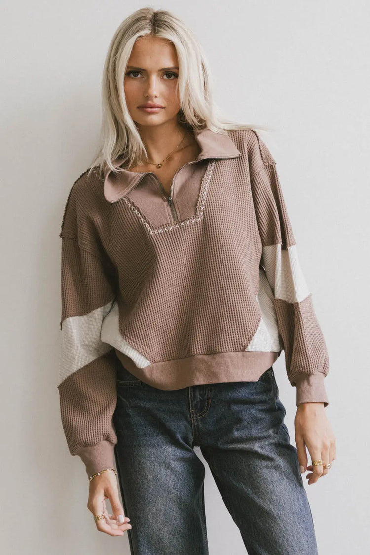 Knit top in brown 