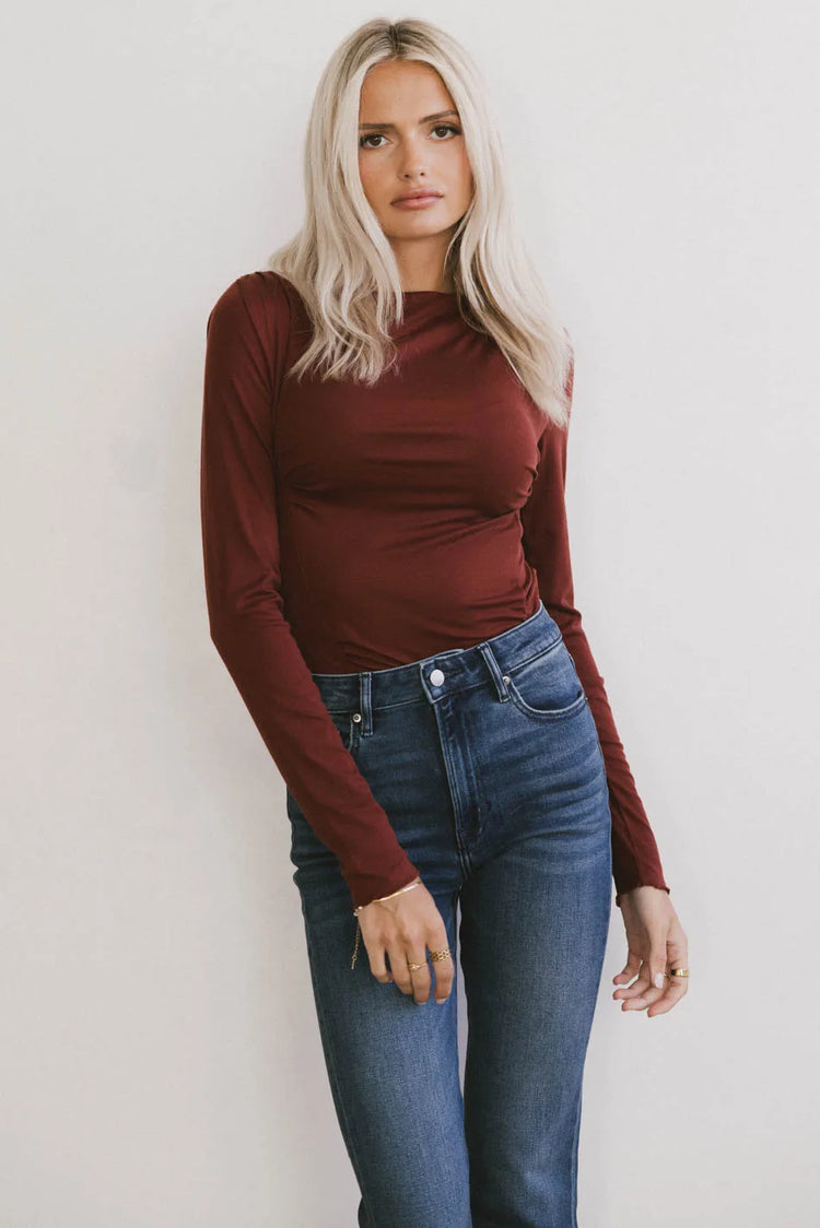 Round neck top in burgundy 