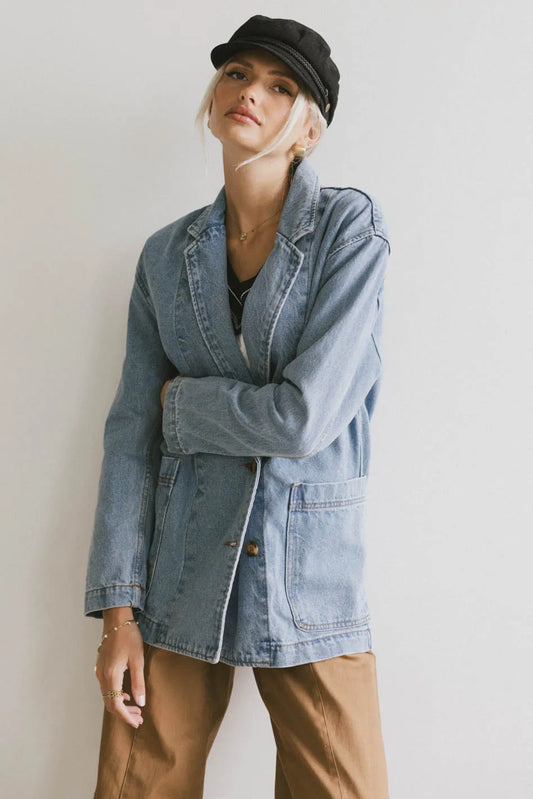 Long sleeves jacket in denim 