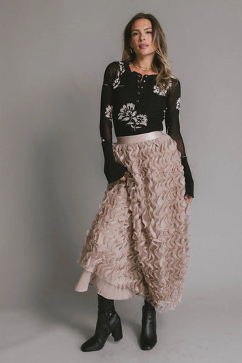 Woven ruffle skirt in mauve 