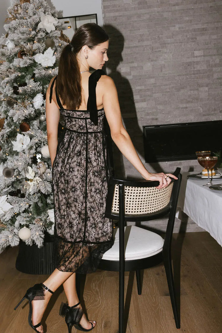 Midi dress in black 