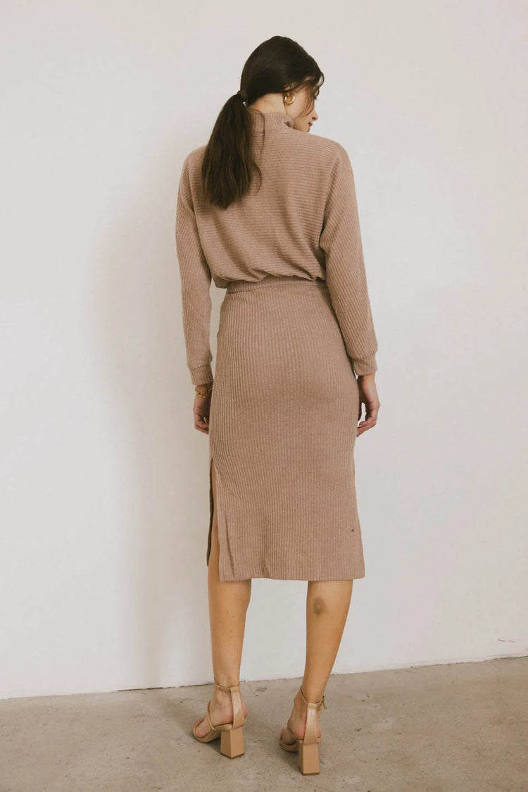 Plain color dress in tan 