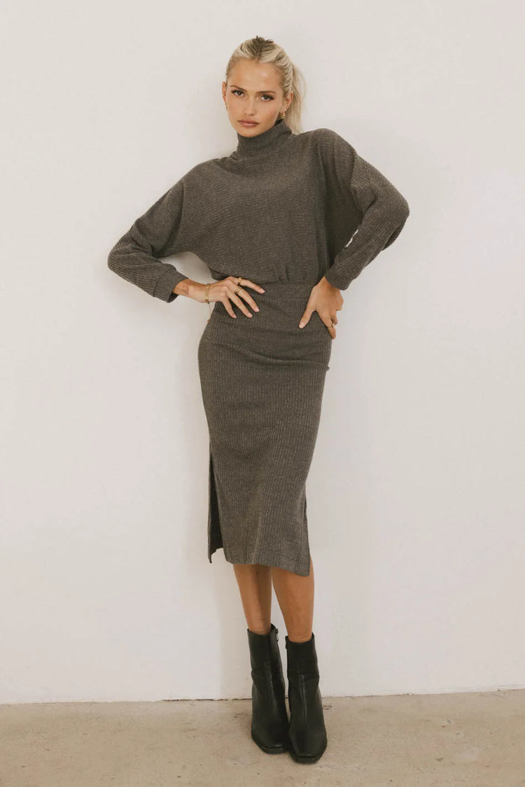 Long sleeves dress in charcoal 