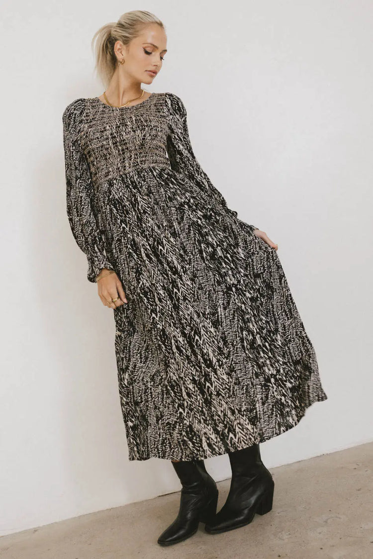 Long sleeves dress in black 