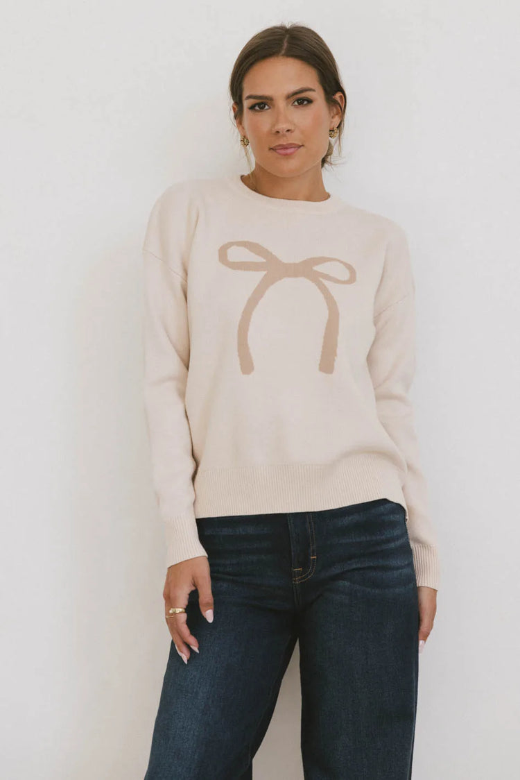 Front bow design sweater in oatmeal 