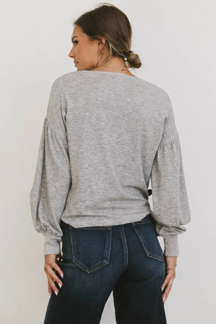 Plain color top in grey 