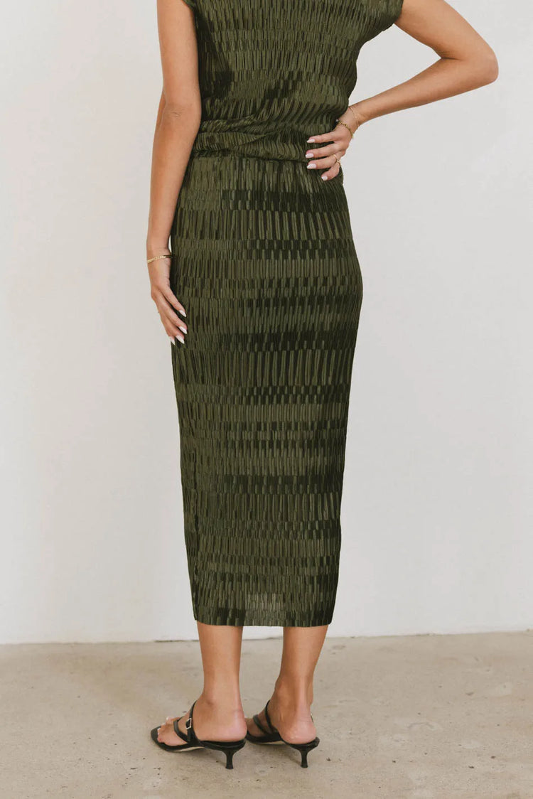 Plain color skirt in olive 