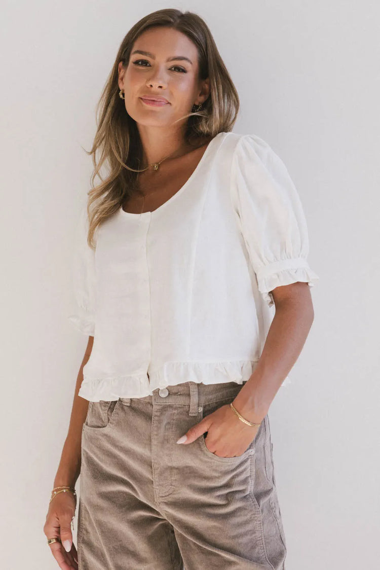 Woven top in white 