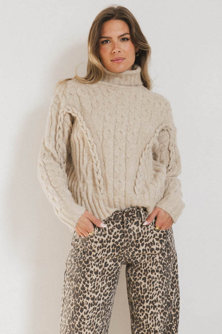 CABLE KNIT TAUPE TURTLE NECK