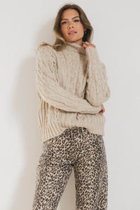 CABLE KNIT SWEATER IN TAUPE