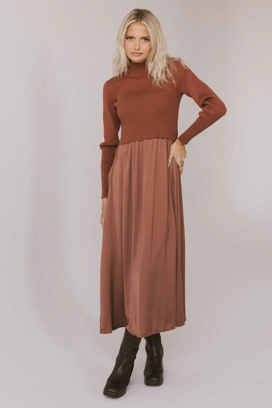 Midi dress in rust 