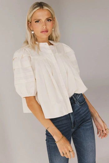 Short sleeves top in cream 