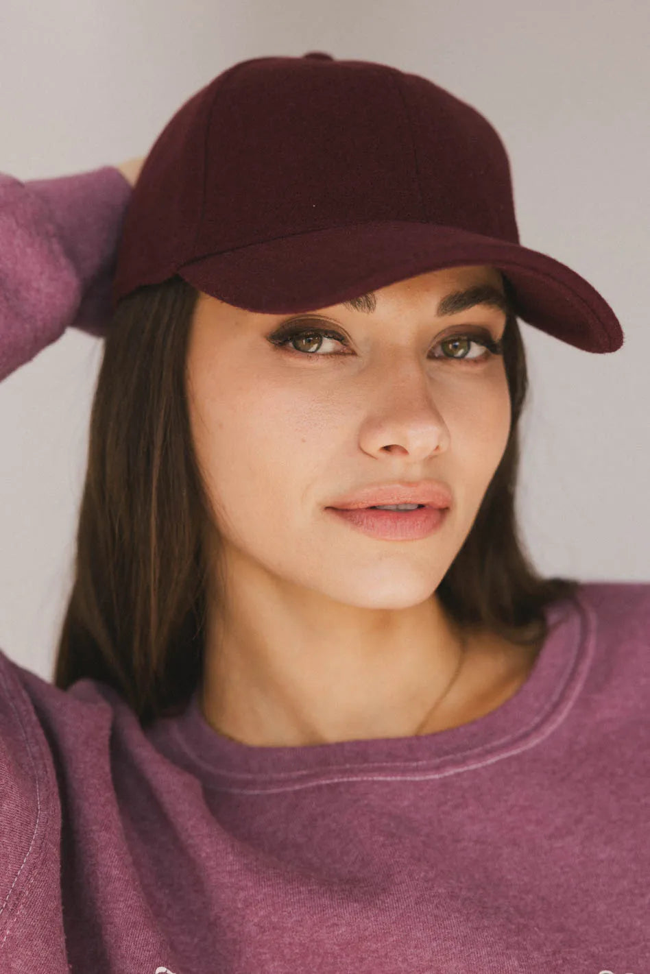 Basic Baseball Cap in Burgundy | böhme