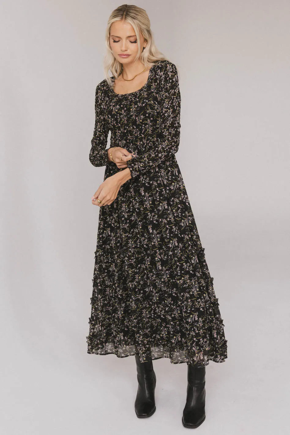 fitted lace wedding dress Amazon.com: MITILLY Women's Elegant Floral Long Sleeve Round Neck Smocked  A-Line Flowy Tiered Maxi Dress with Pockets Small Bean Paste Red :  Clothing, Shoes & Jewelry main image 0