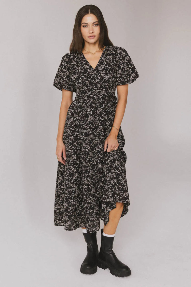 Woven dress in black 