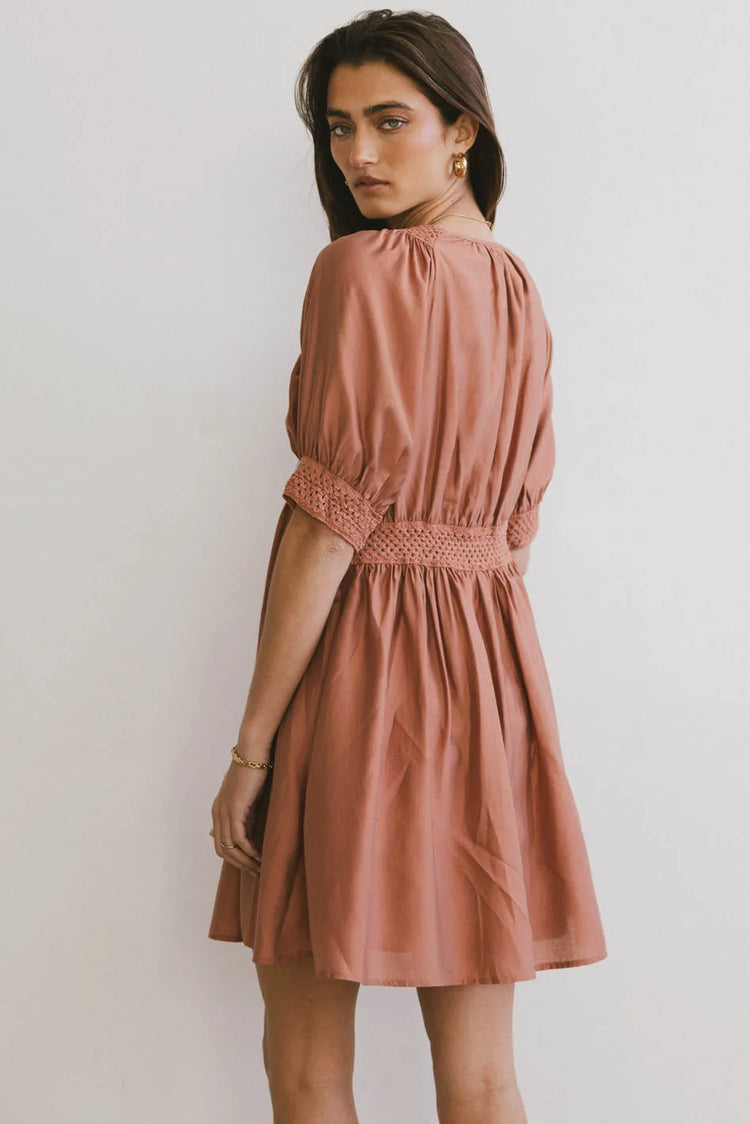 Plain color dress in rust 