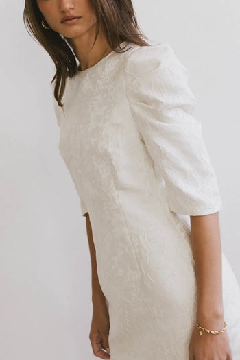 Plain color dress in cream 