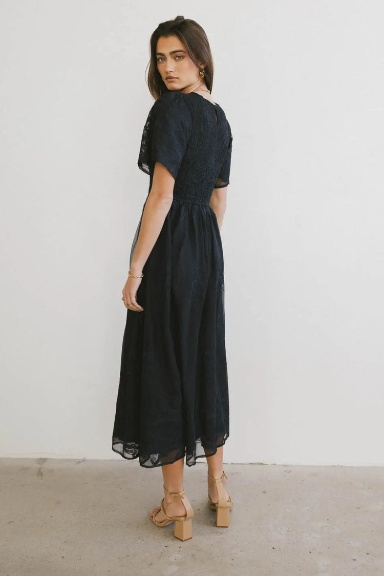 Round neck dress in navy 