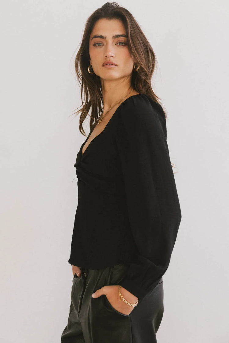 Long sleeves top in black 