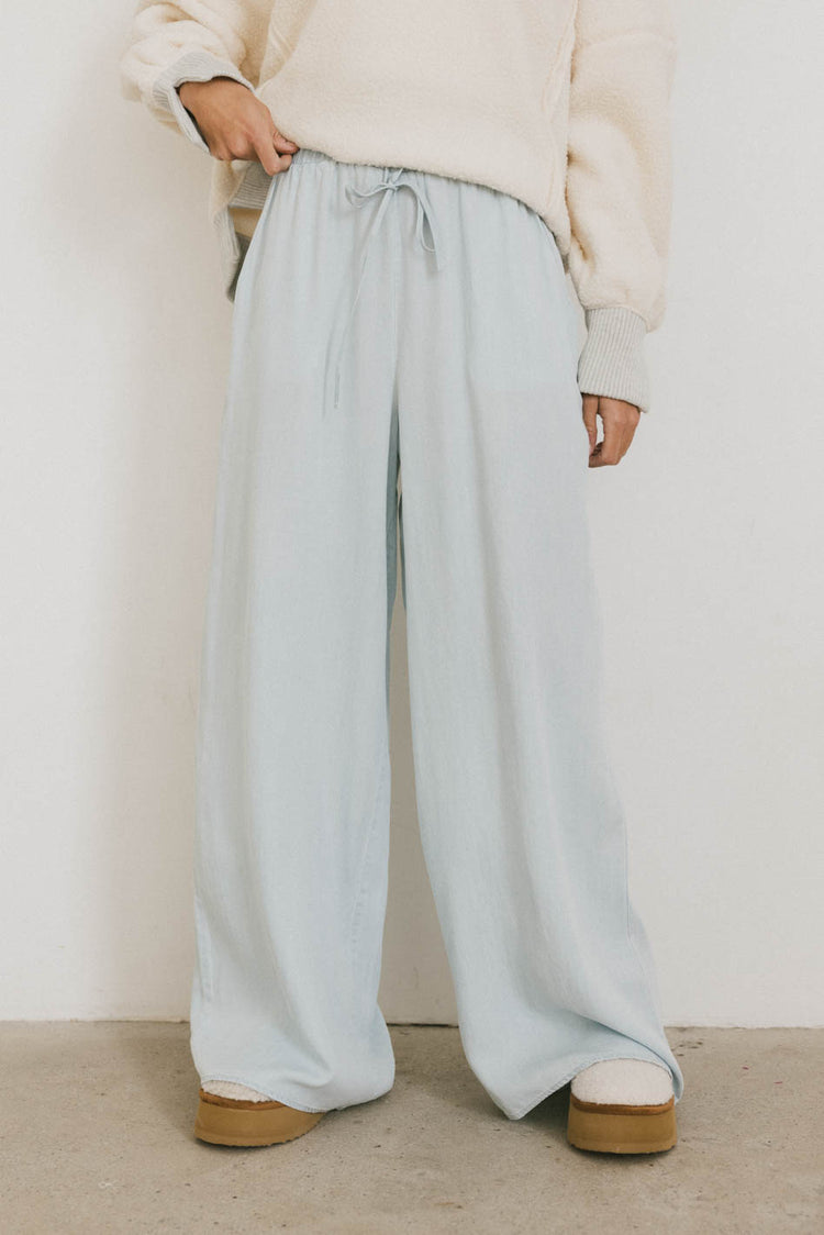 LIGHT BLUE DRAWSTRING PANTS