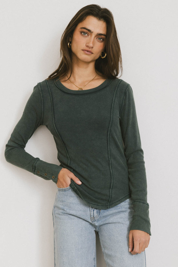 round neck basic ribbed top in green 