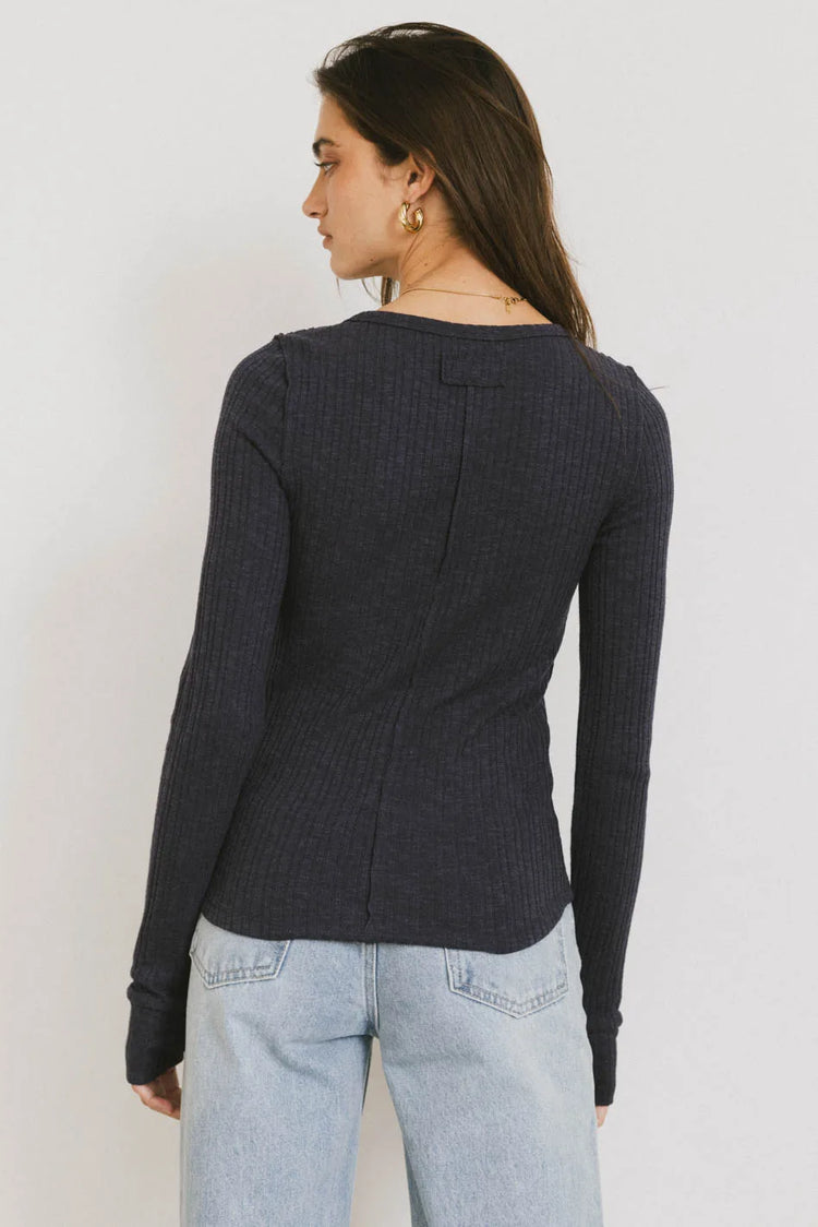 Plain color top in navy